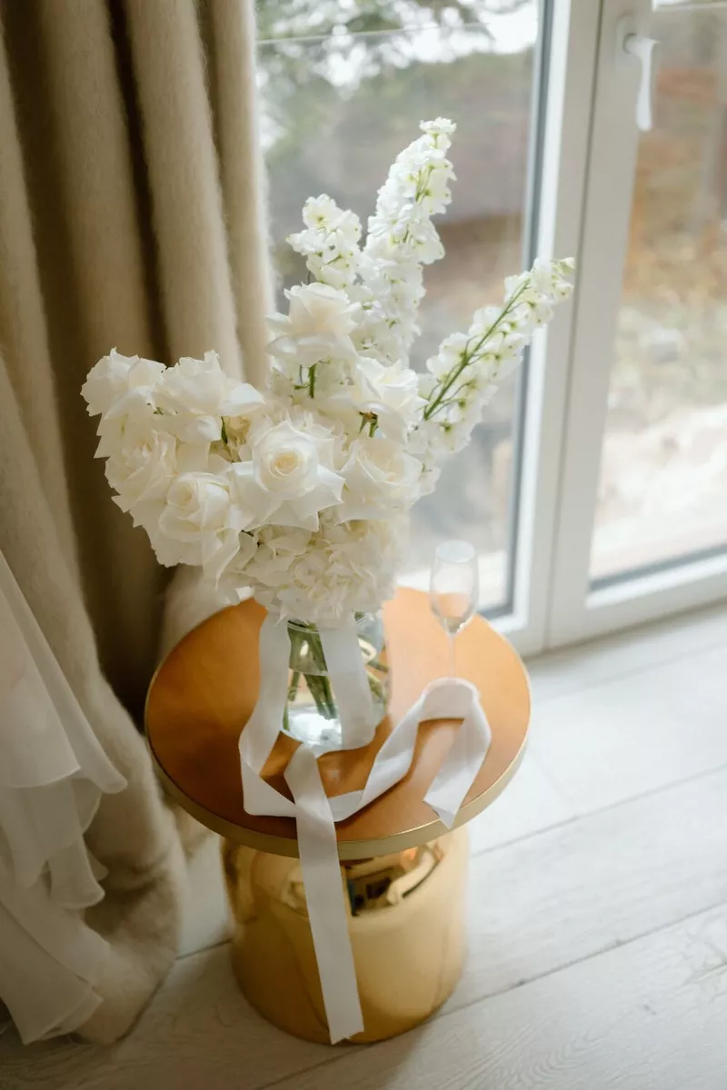 bouquet-de-mariée-blanc-courchevel©BudgieBandits