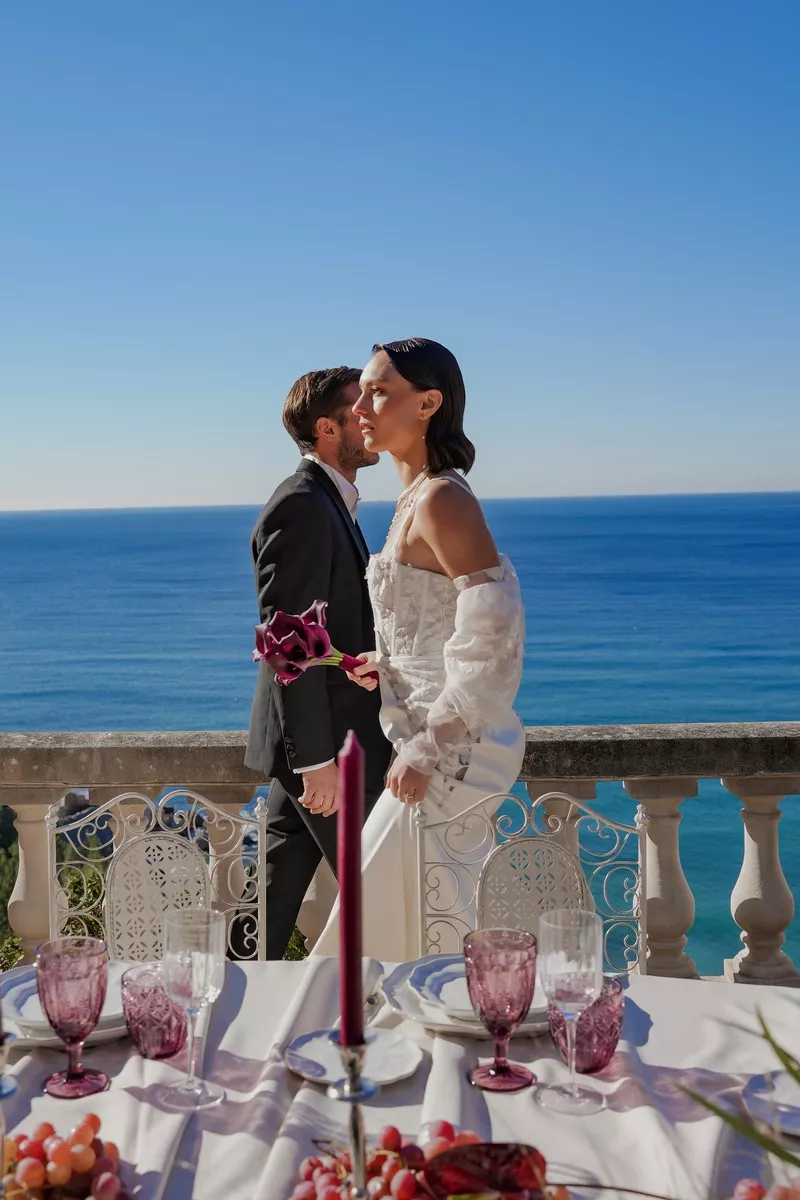 inspirations-carmin-bordeaux-domaine-de-canaille-provence-bella-vita ©naekovi-studio (4)