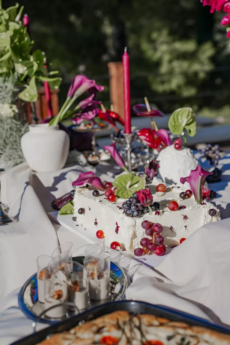 inspirations-carmin-bordeaux-domaine-de-canaille-provence-bella-vita ©naekovi-studio (8)