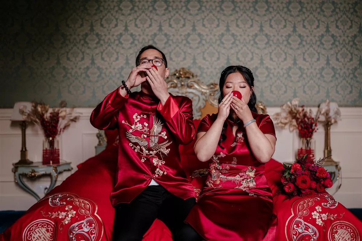 mariage-rouge-chine-chateau-saint-martin-du-tertre ©deuxdrolesdoiseaux (4)
