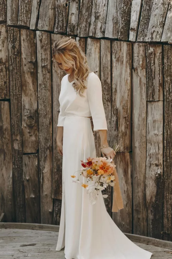 bouquet-de-mariee-Les-Herbes-Hautes-Fleuriste-ecoresponsable-Emma Boone