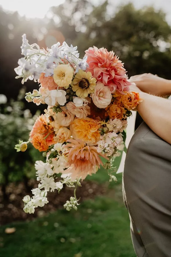 Bouquet-Les-Herbes-Hautes-Fleuriste-ecoresponsable-Adelaide Photographe