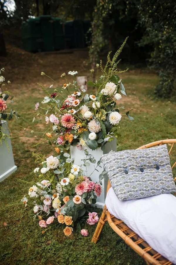 Fleurs-ceremonie-laique-Les-Herbes-Hautes-Fleuriste-ecoresponsable-Aymeric Neau