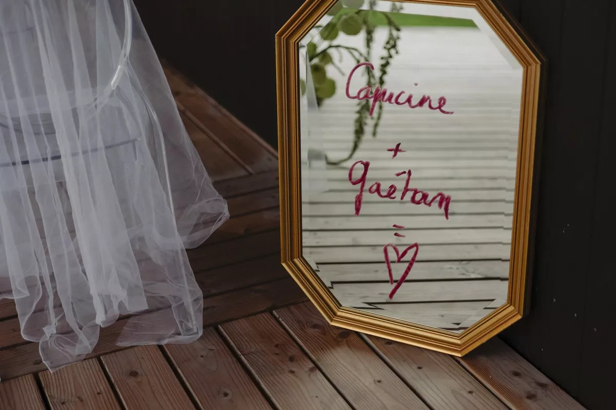 mariage-hiver-noir-blanc-vert-suisse-©lucileKPhotographie (17)