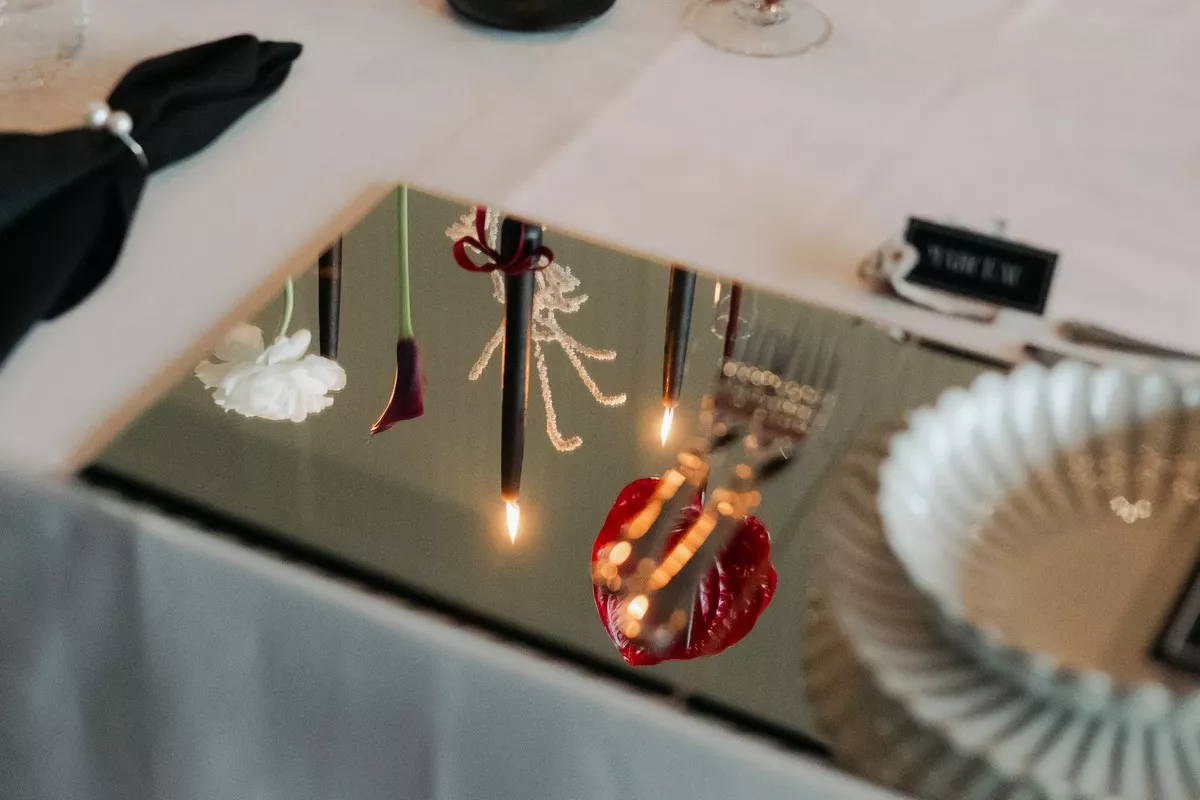 mariage-hiver-noir-blanc-vert-suisse-©lucileKPhotographie (29)