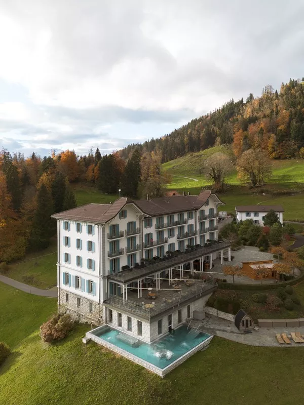 mariage-intimiste-villa-honegg-suisse-©monbonheurphotos (2)