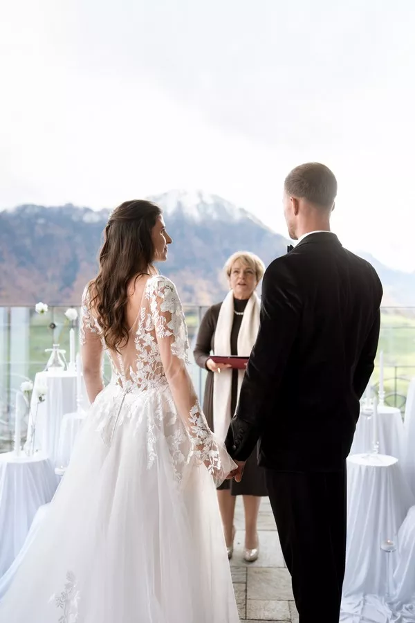 mariage-intimiste-villa-honegg-suisse-©monbonheurphotos (21)