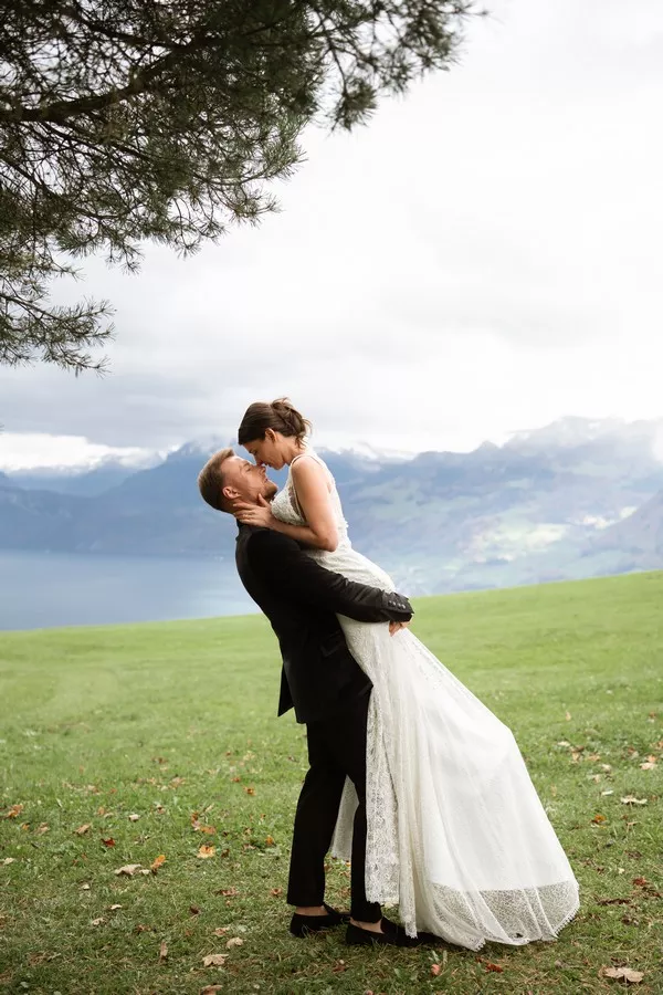 mariage-intimiste-villa-honegg-suisse-©monbonheurphotos (27)