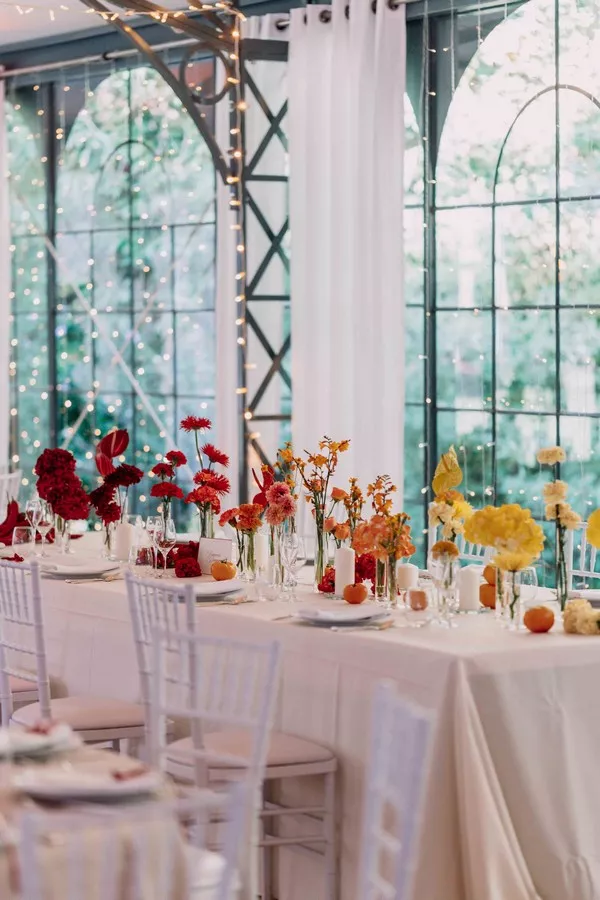 mariage-rouge-et-jaune-oise-©lesbanditsevents (52)