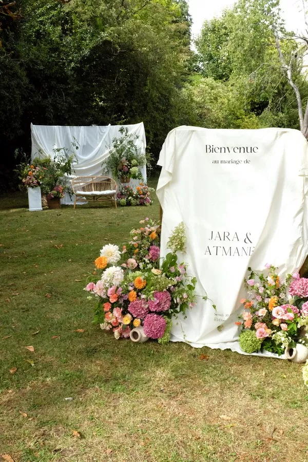 panneau-de-bienvenue-Les-Herbes-Hautes-Fleuriste-ecoresponsable