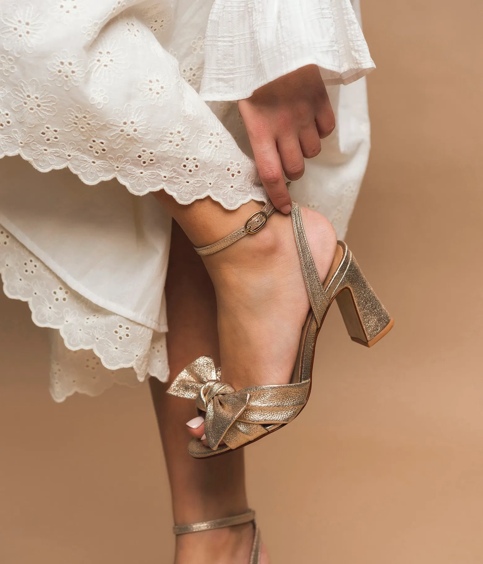 sandale-dorée-mariage-noeud-bocage (2)