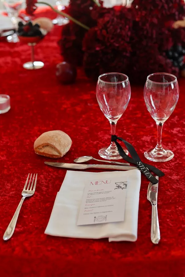 mariage-gay-glamour-rouge-noir-et-blanc ©camille-coste-photographie (39)