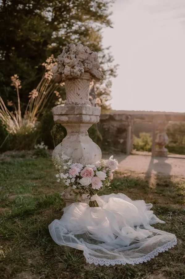 mariage-romantique-moderne-terrasses-de-bothané-©anneletournel (3)