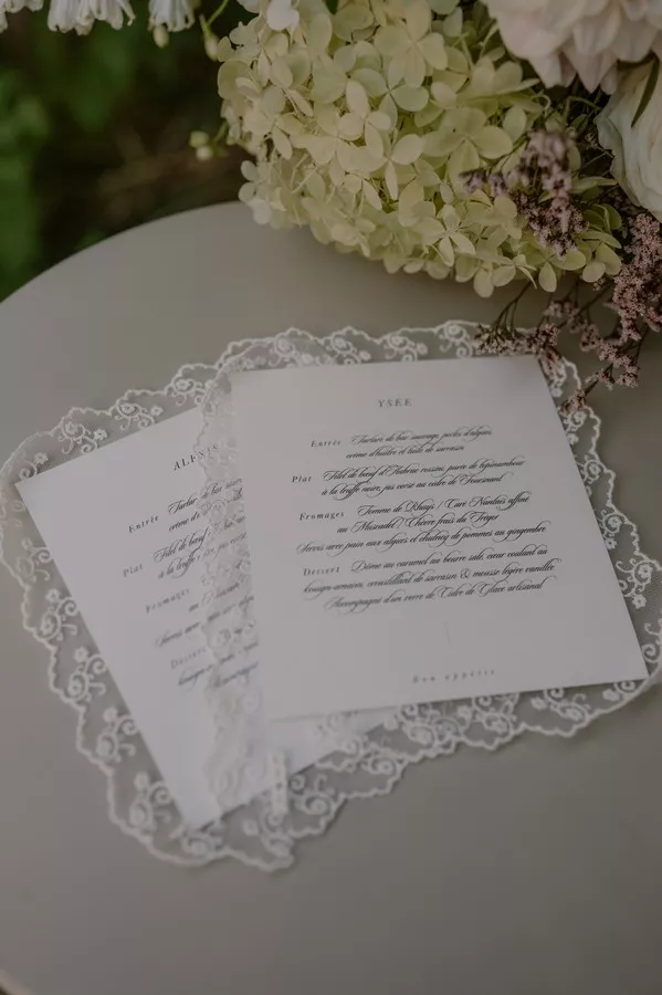 mariage-romantique-moderne-terrasses-de-bothané-©anneletournel (30)