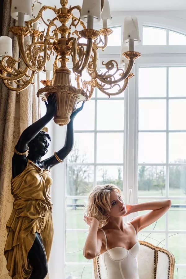 inspiration-couture-mariage-manoir-de-carabillon-calvados-normandie-©alinelargentonphotographe (4)