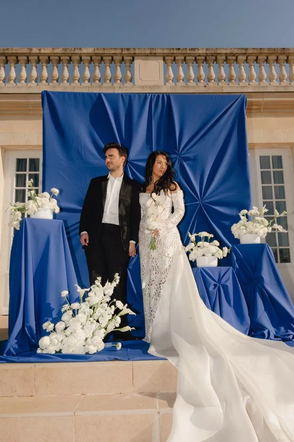 mariage-moderne-bleu-cobalt-vignoble-bordelais-chateau-dauzac-©amao-wedding (21)