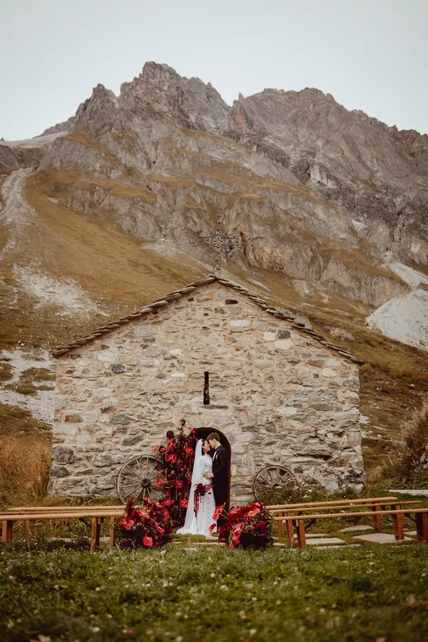 mariage-en-refuge-montagne-savoie-noemiemirat (23)