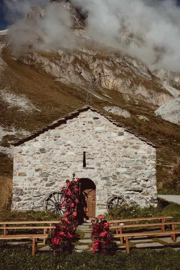 mariage-en-refuge-montagne-savoie-noemiemirat (6)
