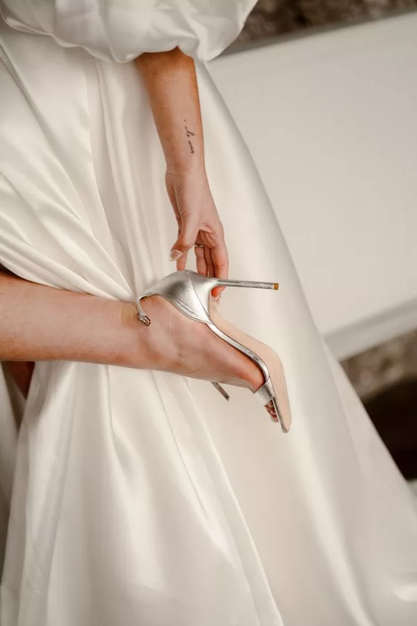mariage-tarot-slow-wedding-rouge-blanc-minute-papiilon-agency-paris-©lightsofalhenawedding (6)