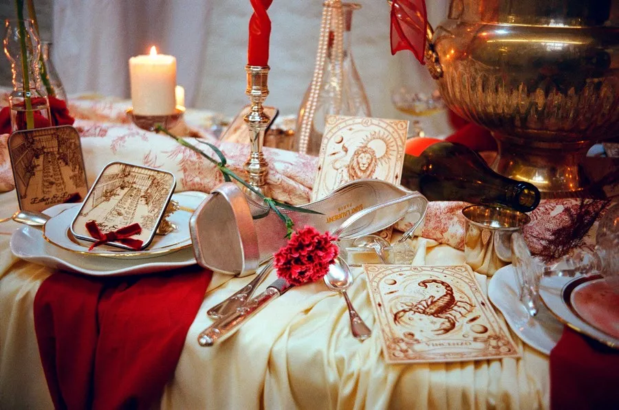 table-mariage-tarot-slow-wedding-bordeaux-aminata_beye_argentique