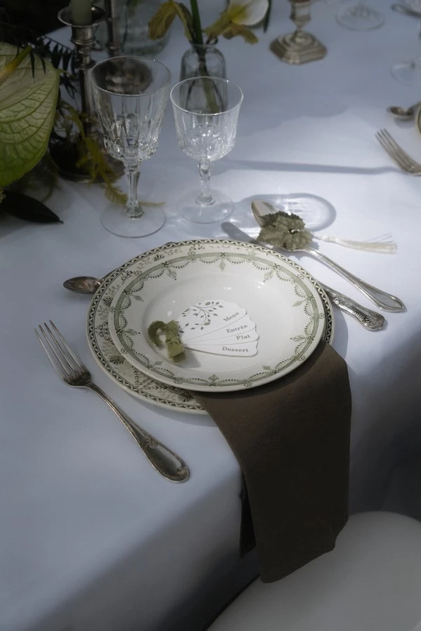mariage-chic-vegetal-doubs-bourgogne-©camille-laurent-photographe (38)