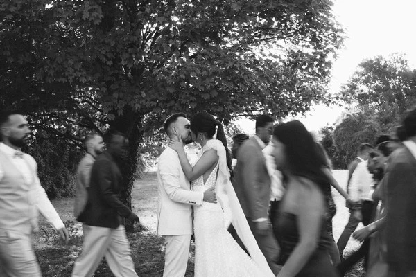 mariage-dolce-vita-angers-prieuré-saint-ellier-deborahplphotographe (22)