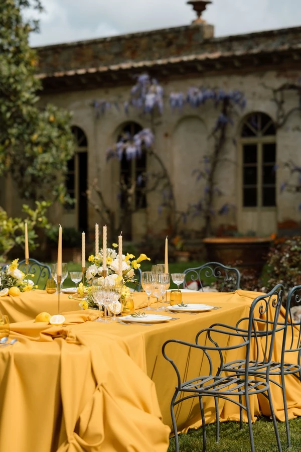 mariage-jaune-doré-luxe-toscane ©theclercs (13)