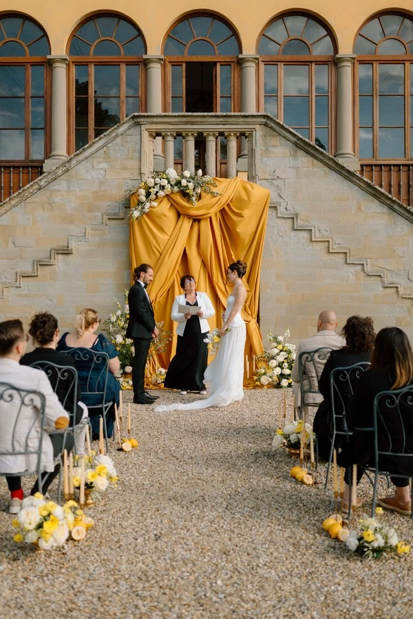 mariage-jaune-doré-luxe-toscane ©theclercs (31)