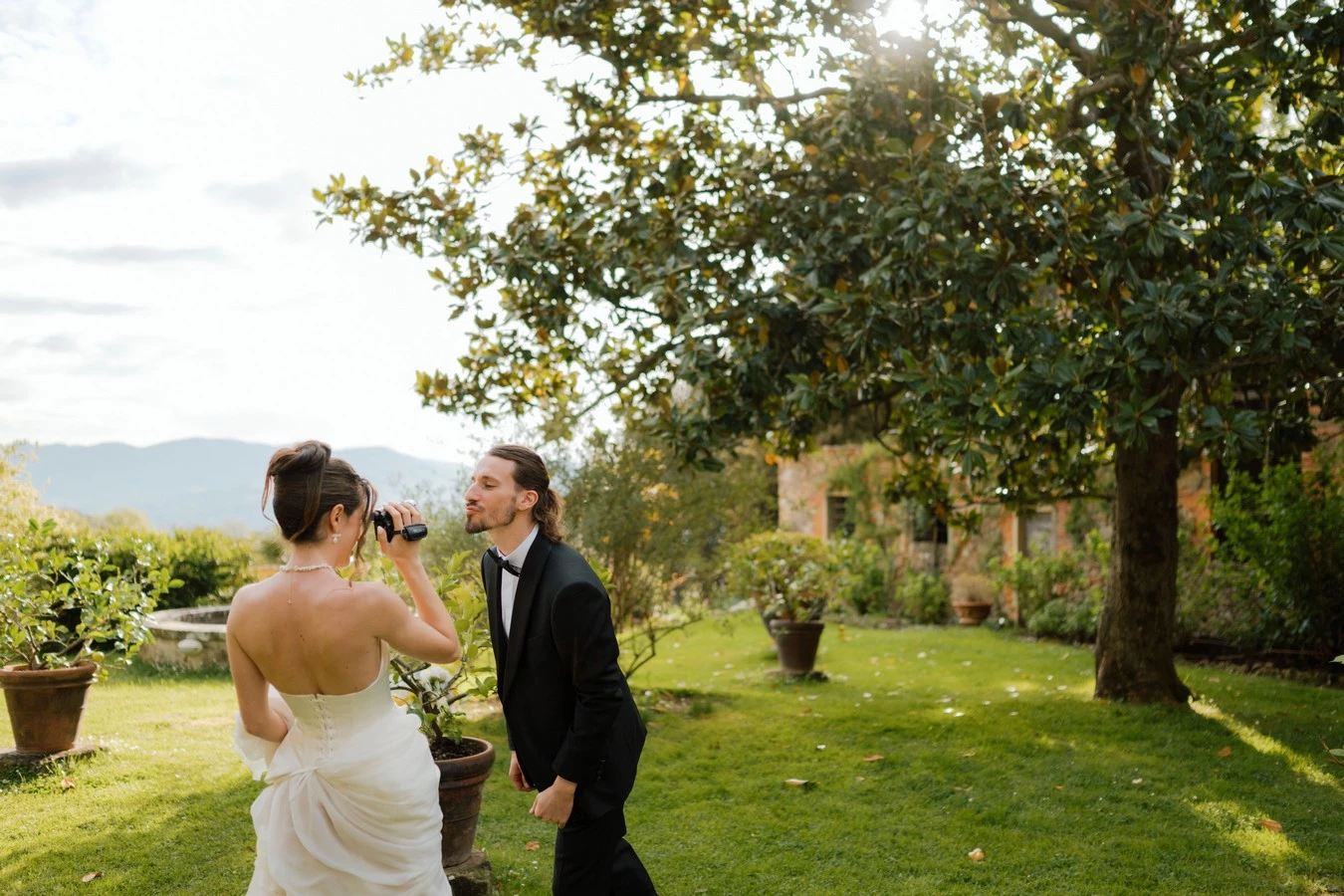 mariage-jaune-doré-luxe-toscane ©theclercs (39)