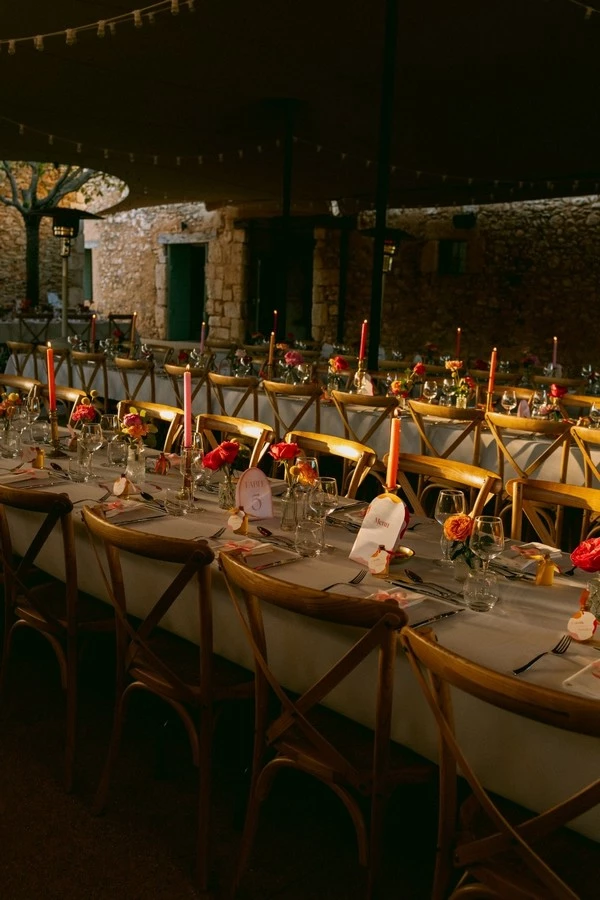 mariage-rouge-orange-grange-de-javon-provence ©celinecollomb (28)