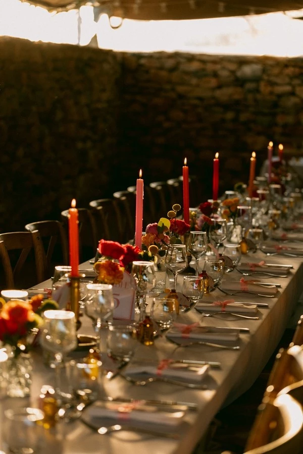 mariage-rouge-orange-grange-de-javon-provence ©celinecollomb (32)