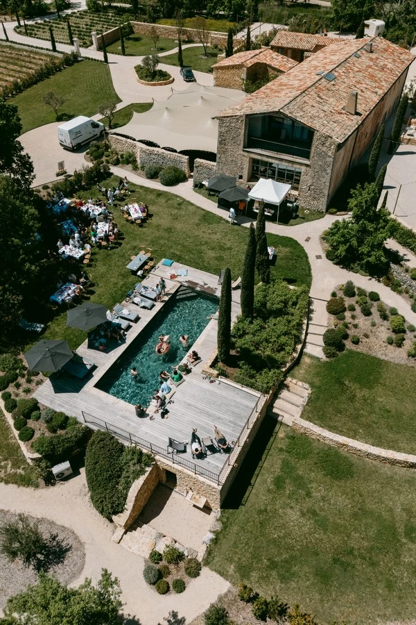 mariage-rouge-orange-grange-de-javon-provence ©celinecollomb (43)