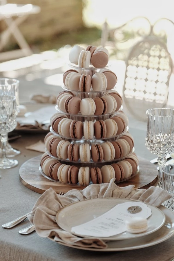 piece-montee-de-macarons-mariage-savoie-kika-and-co