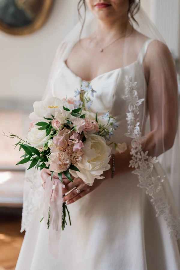bouquet-de-la-mariee-aline-largenton-photographe