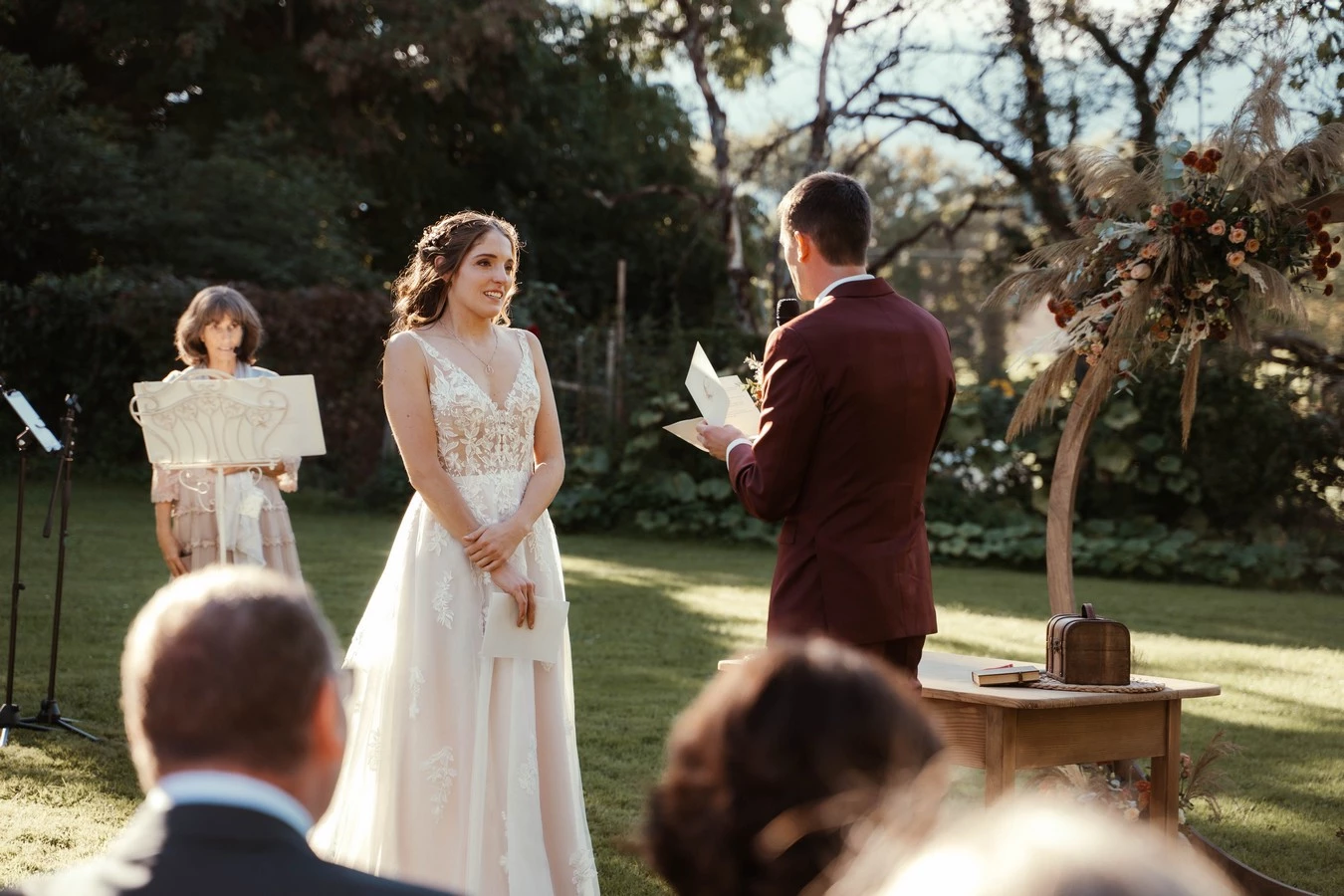 celebrer-une-ceremonie-laique-ceremonies-a-fleur-de-coeur ©The Team Quartz