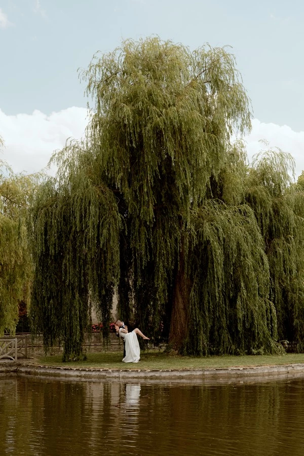 inspiration-mariage-bleu-et-blanc-chateau-de-saulnat-auvergne-©anais-capture (20)