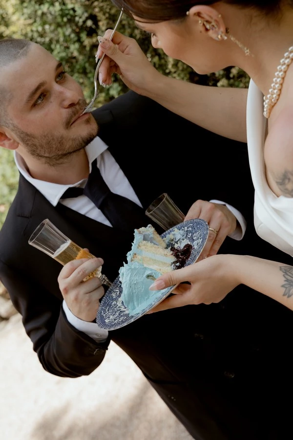 inspiration-mariage-bleu-et-blanc-chateau-de-saulnat-auvergne-©anais-capture (34)