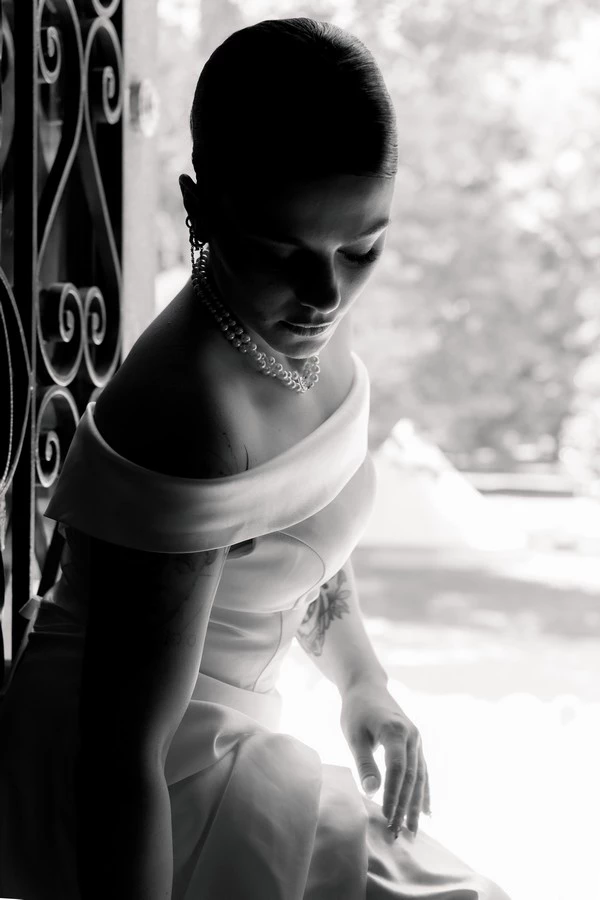 inspiration-mariage-bleu-et-blanc-chateau-de-saulnat-auvergne-©anais-capture (5)