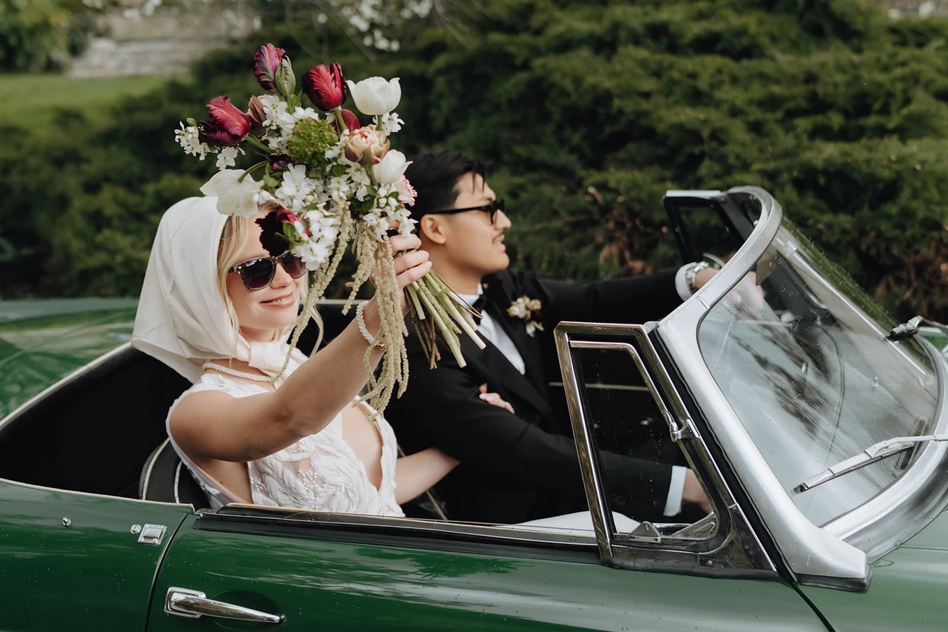 inspiration-mariage-vert-et-bordeaux-bretagne-ille-et-vilaine-domaine-obochato ©Laurene-and-the-wolf (1)