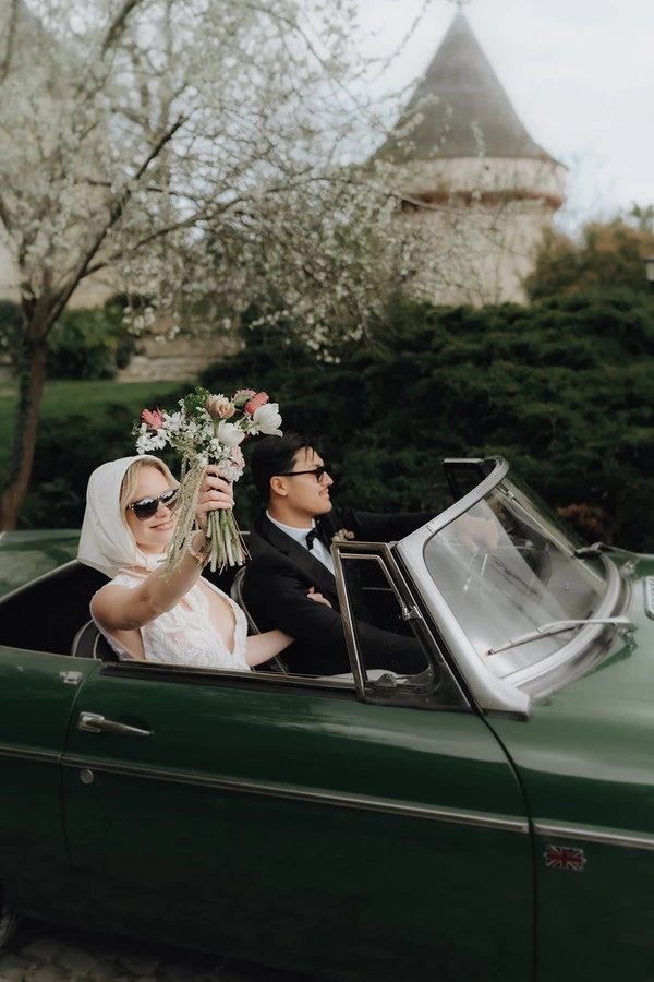 inspiration-mariage-vert-et-bordeaux-bretagne-ille-et-vilaine-domaine-obochato ©Laurene-and-the-wolf (16)