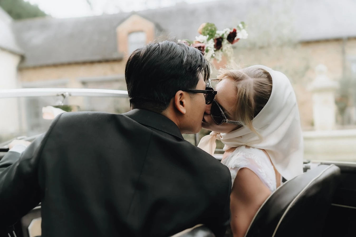 inspiration-mariage-vert-et-bordeaux-bretagne-ille-et-vilaine-domaine-obochato ©Laurene-and-the-wolf (17)
