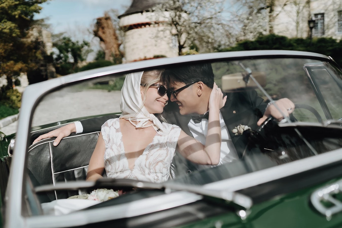 inspiration-mariage-vert-et-bordeaux-bretagne-ille-et-vilaine-domaine-obochato ©Laurene-and-the-wolf (18)