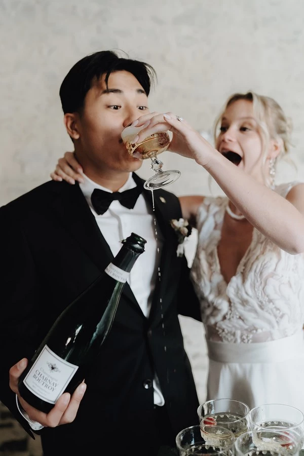 inspiration-mariage-vert-et-bordeaux-bretagne-ille-et-vilaine-domaine-obochato ©Laurene-and-the-wolf (40)