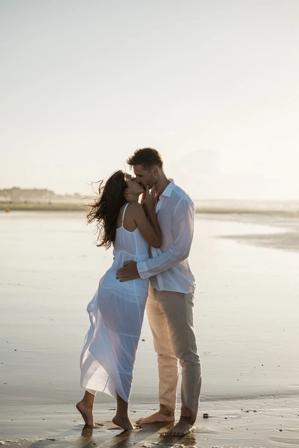love-session-beach-normandy-aline-largenton-photographe