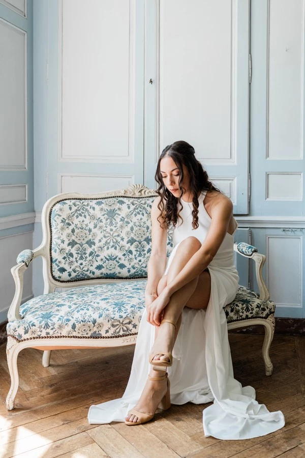 preparatifs-de-la-mariee-chateau-de-bonnemare-aline-largenton-photographe